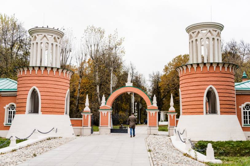 Ансамбль парадного въезда